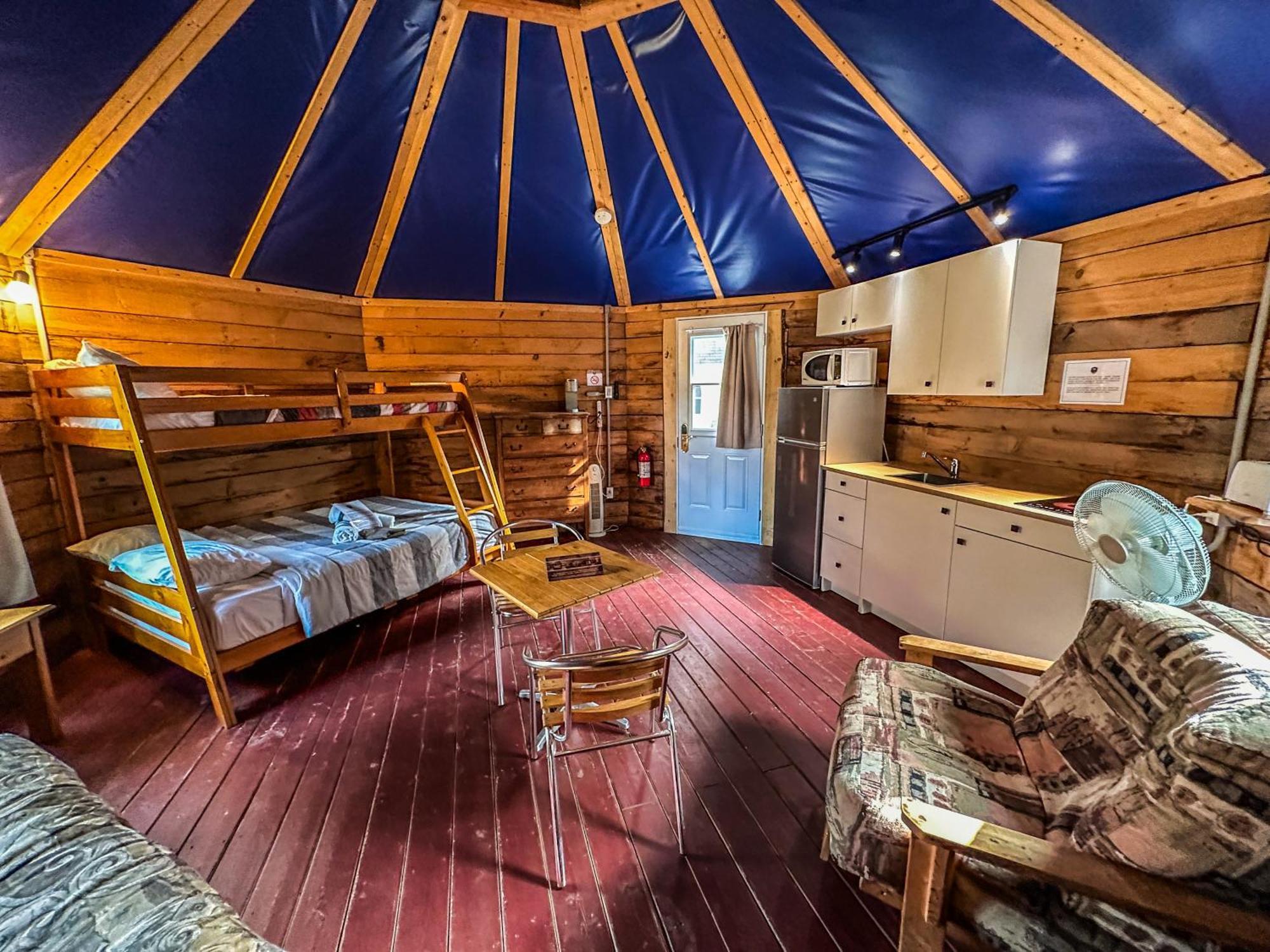 Auberge Du Vieux Moulin Sainte-Emélie Eksteriør bilde
