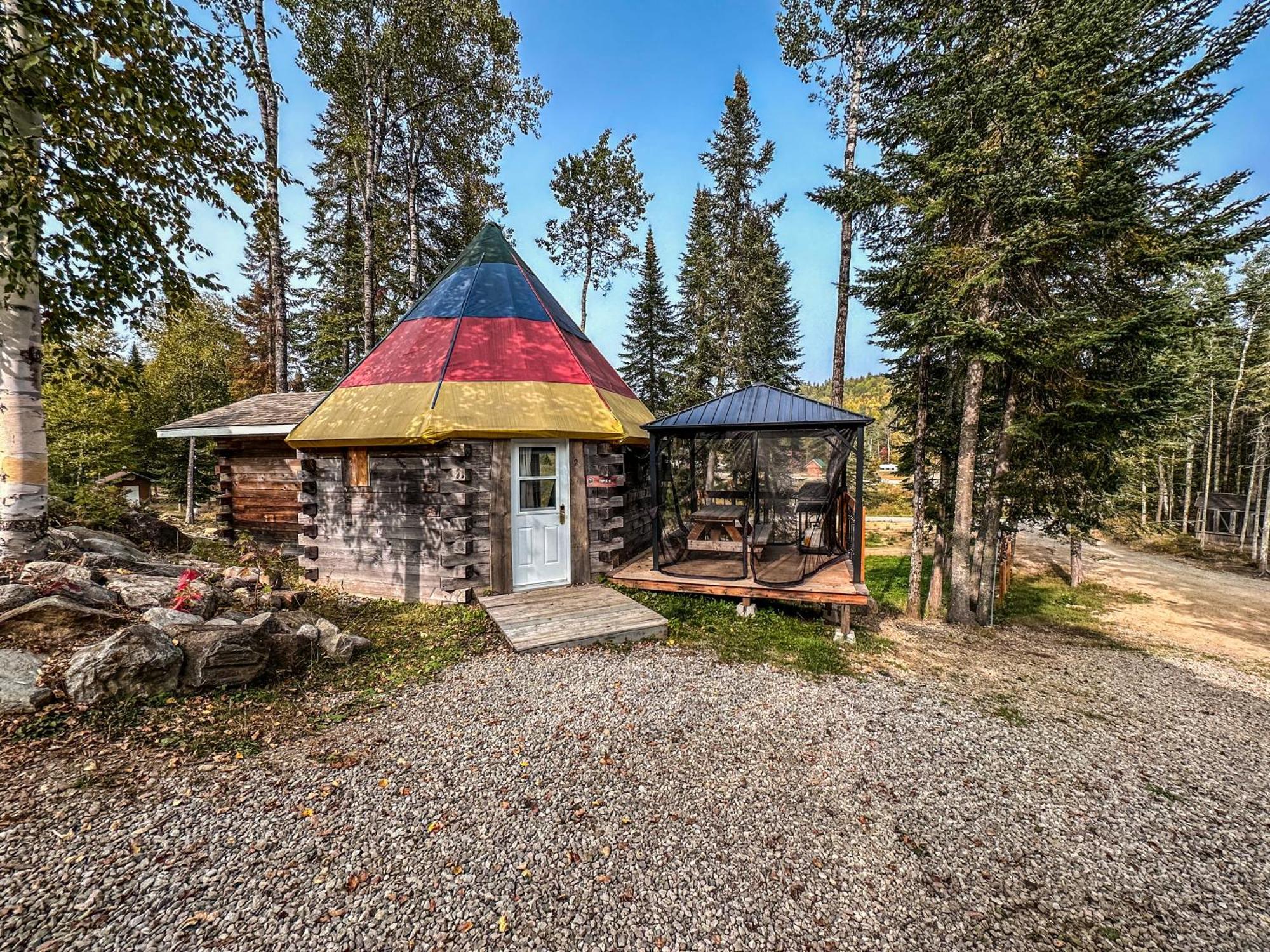 Auberge Du Vieux Moulin Sainte-Emélie Eksteriør bilde